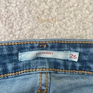 Ladies Levi’s W 26 inseam711 skinny